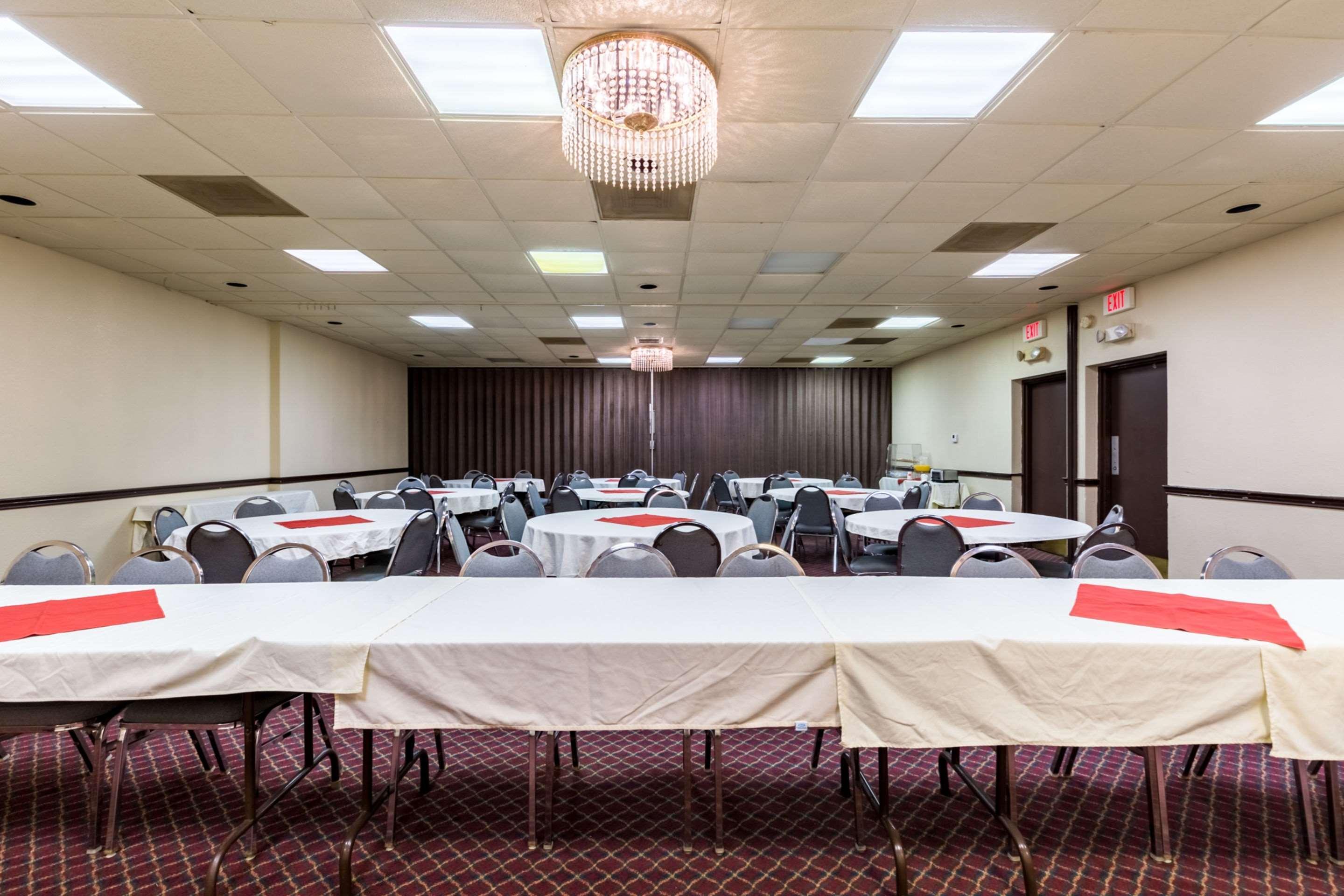 Econo Lodge Бейтаун Екстериор снимка